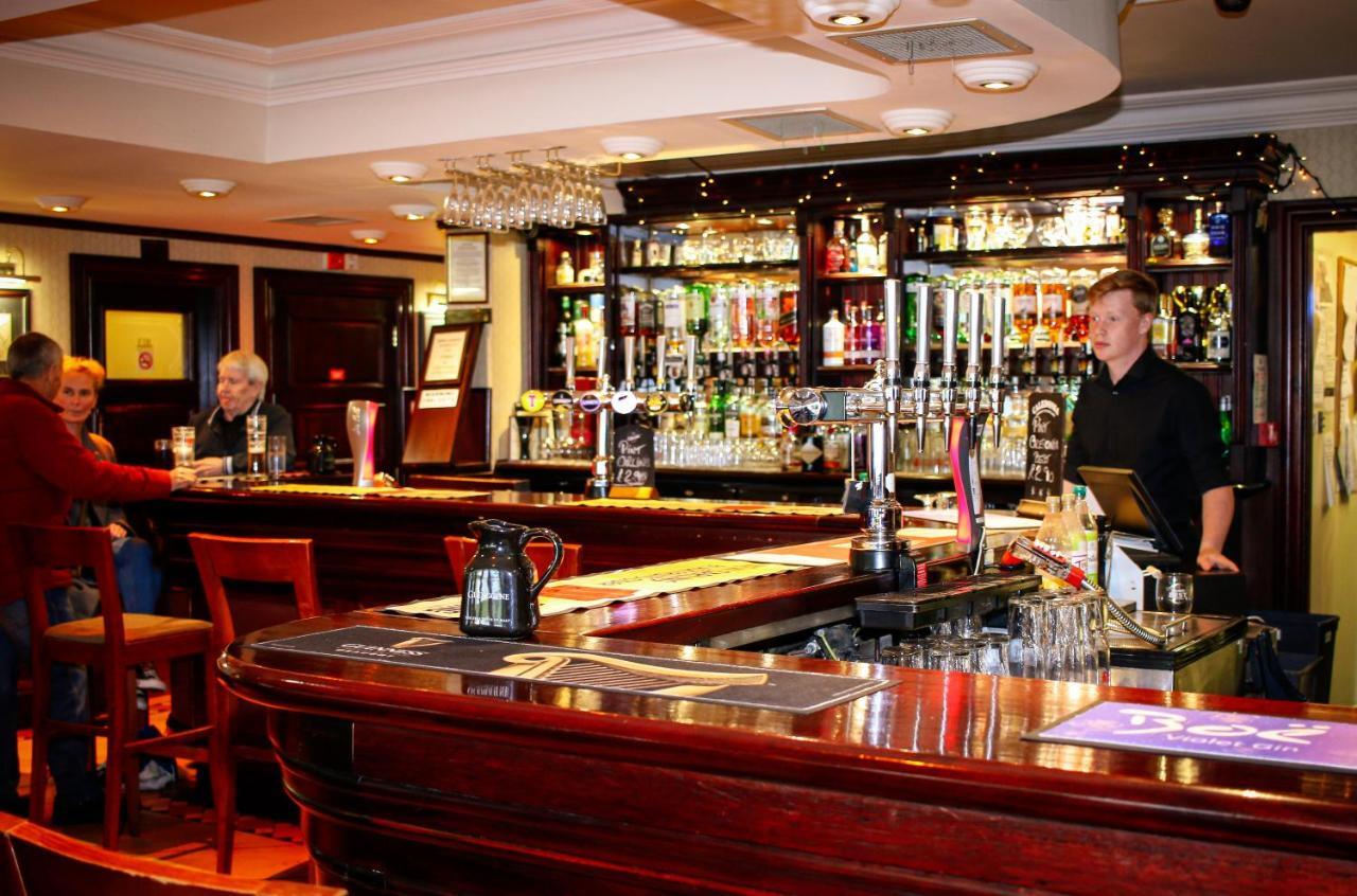 The Waterhouse Inn 巴洛赫 外观 照片
