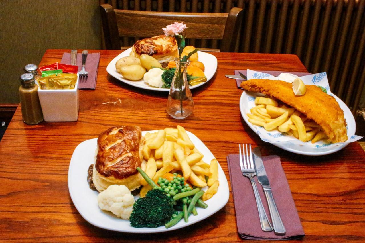The Waterhouse Inn 巴洛赫 外观 照片